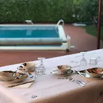 La Rosa Bed & Breakfast