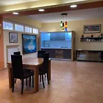 La Rosa Bed & Breakfast 4*