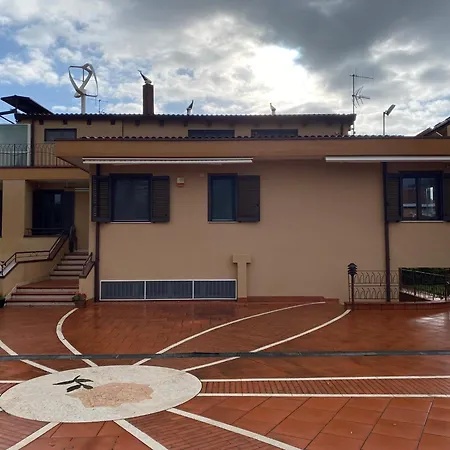 La Rosa Panzió 4*